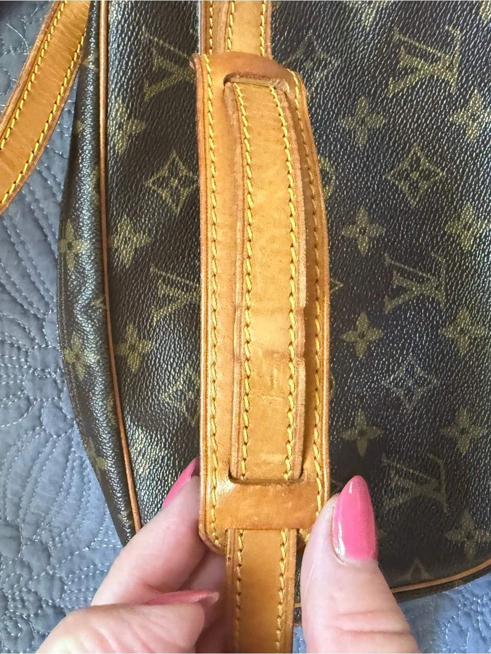 Louis Vuitton due buckle immaculate